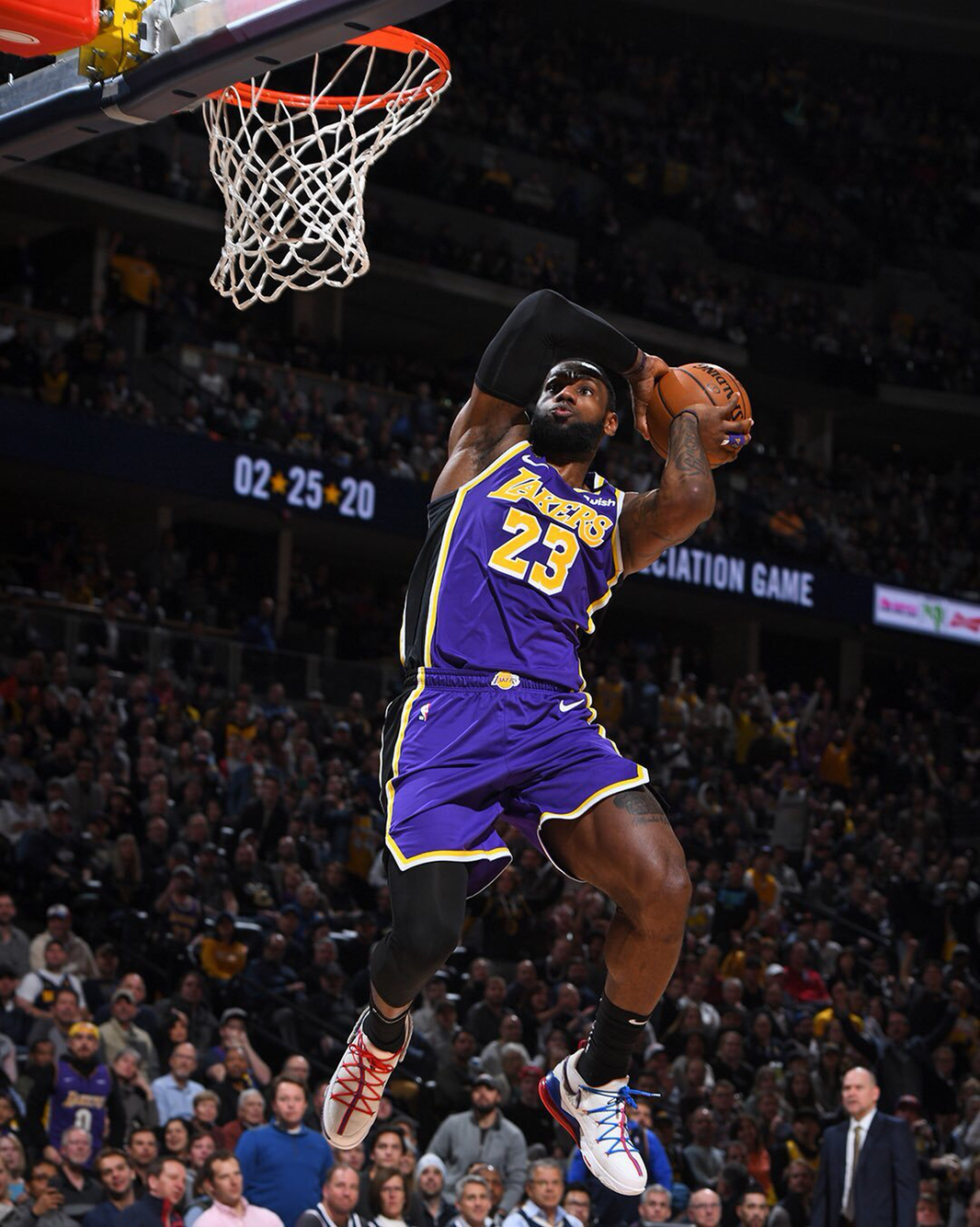 卡卡的努力 卡卡的努力