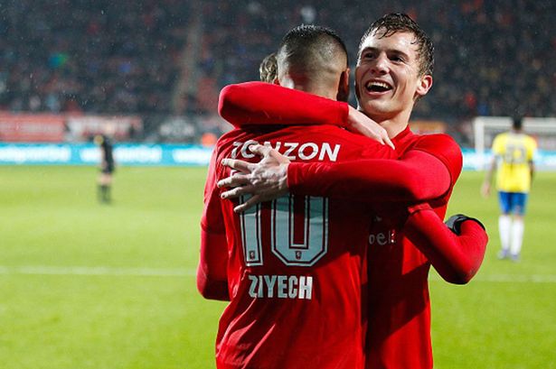 一个巨大的 一个巨大的