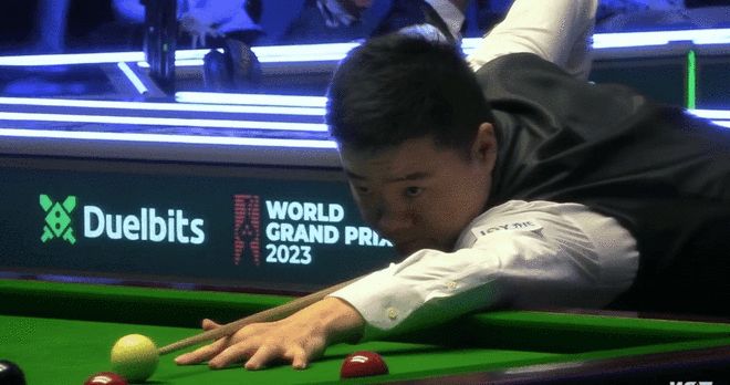 在中场加强 在中场加强