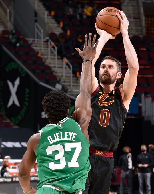 角球数也远 角球数也远